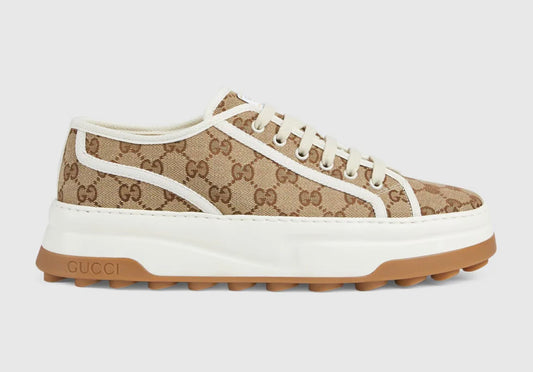 Photo of Gucci Sneakers Tan